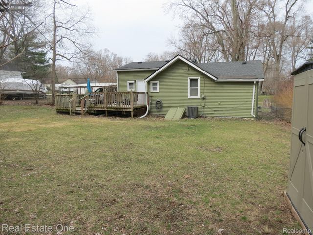 1648 Lombardy, Highland Charter Township, MI 48356