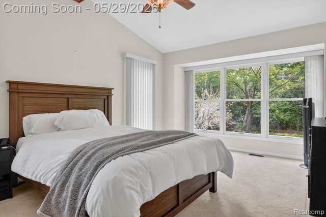 20308 Gary Lane, Livonia, MI 48152