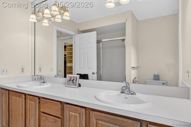 20308 Gary Lane, Livonia, MI 48152