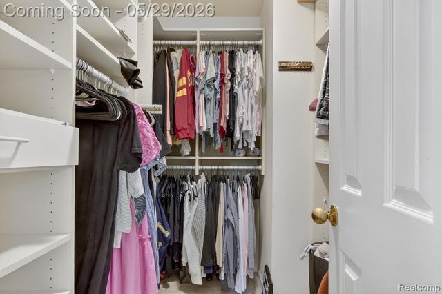 20308 Gary Lane, Livonia, MI 48152