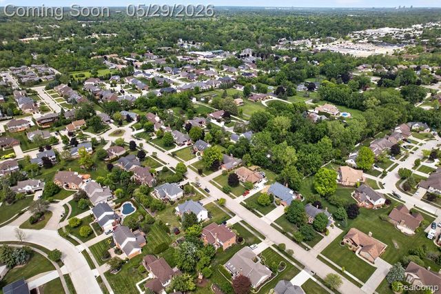 20308 Gary Lane, Livonia, MI 48152