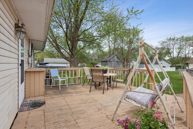 2942 W 76th Lane, Merrillville, IN 46410