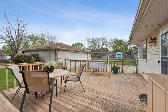 2942 W 76th Lane, Merrillville, IN 46410