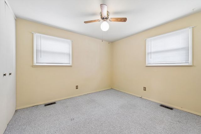 2942 W 76th Lane, Merrillville, IN 46410