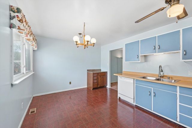 2942 W 76th Lane, Merrillville, IN 46410