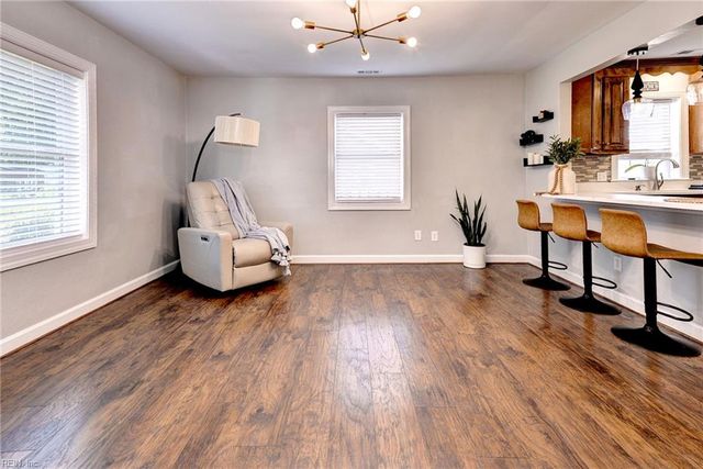 38 Parker AVE, Newport News, VA 23606