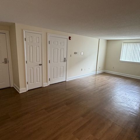 237 Garden St 243-8, Cambridge, MA 02138