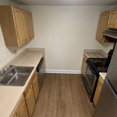 237 Garden St 243-8, Cambridge, MA 02138