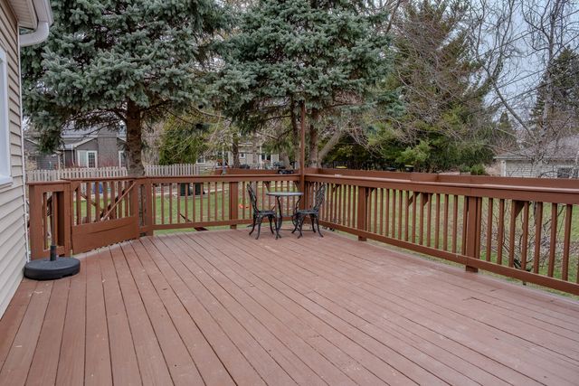 326 S Hudson Street, Westmont, IL 60559
