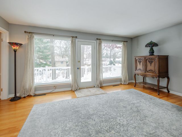 3419 Old Colony Road, Kalamazoo City, MI 49008