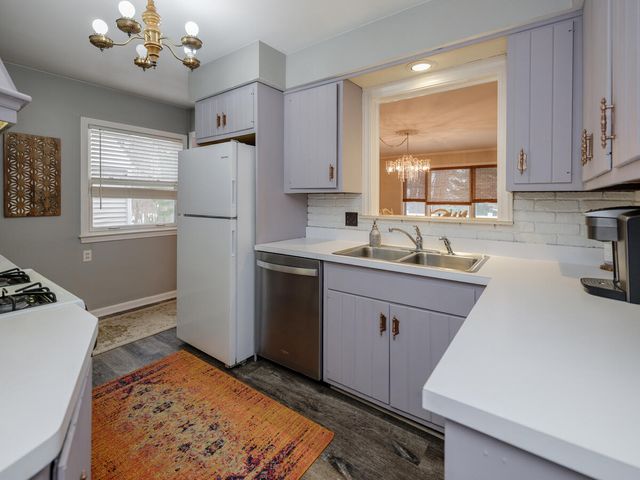 3419 Old Colony Road, Kalamazoo City, MI 49008