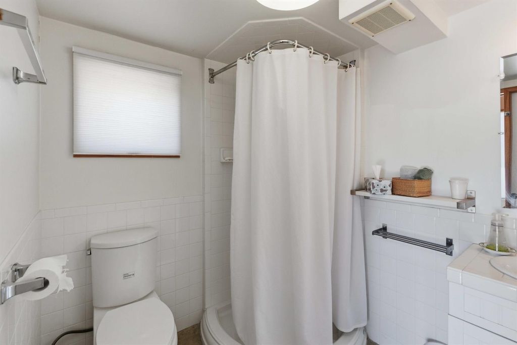 Image 22 of property listing at 1673 Union, Kingsburg, CA 93631