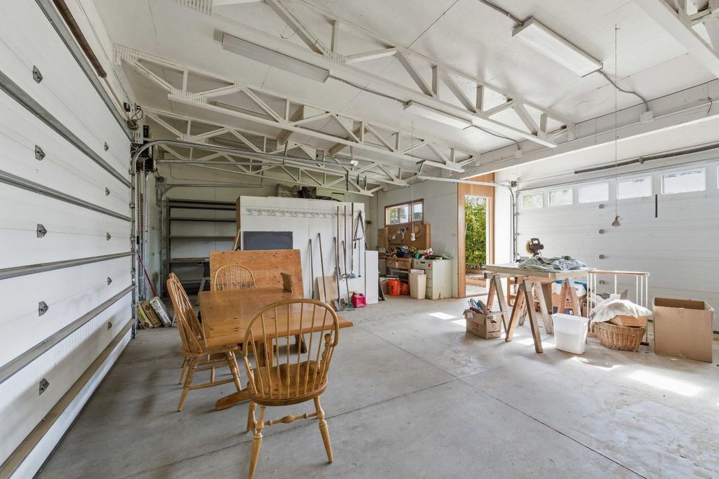 Image 23 of property listing at 1673 Union, Kingsburg, CA 93631