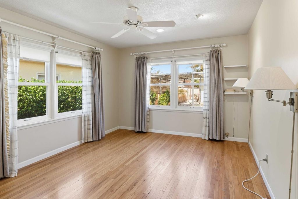 Image 24 of property listing at 1673 Union, Kingsburg, CA 93631