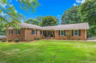4830 Ellen Avenue, Pfafftown, NC 27040