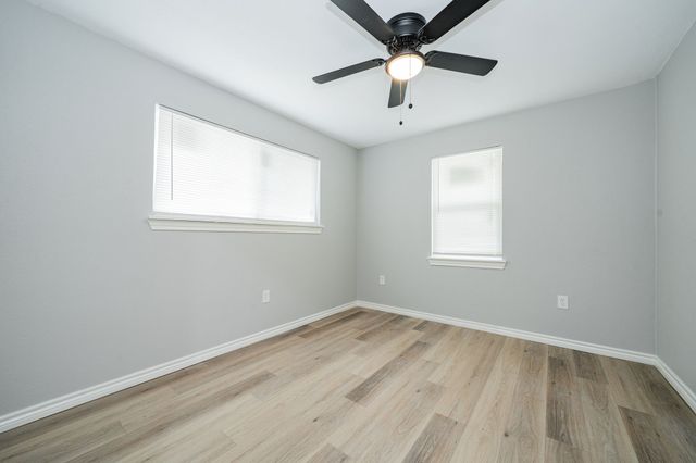 613 Jefferson Avenue, Princeton, TX 75407