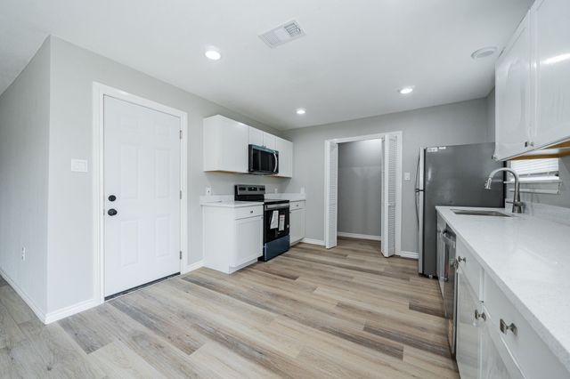 613 Jefferson Avenue, Princeton, TX 75407
