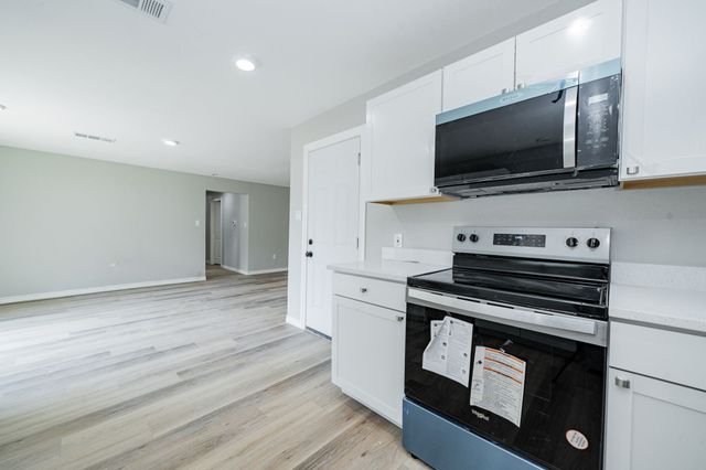 613 Jefferson Avenue, Princeton, TX 75407
