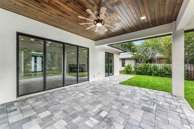 513 SW South Carolina Dr, Stuart, FL 34994