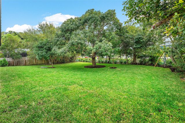 513 SW South Carolina Dr, Stuart, FL 34994