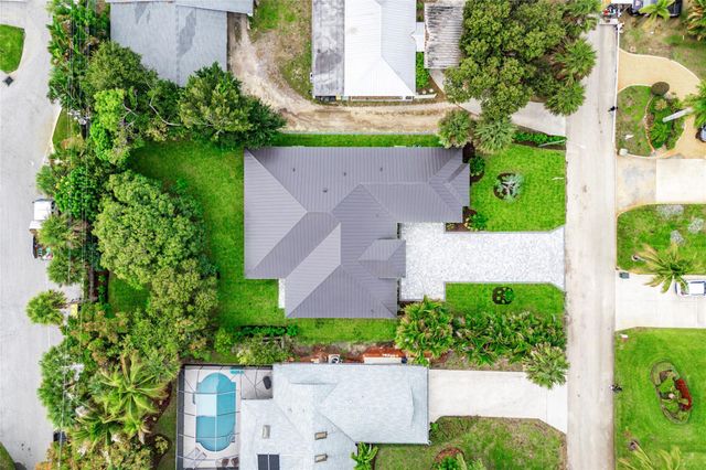 513 SW South Carolina Dr, Stuart, FL 34994