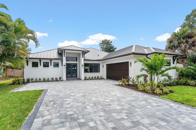 513 SW South Carolina Dr, Stuart, FL 34994