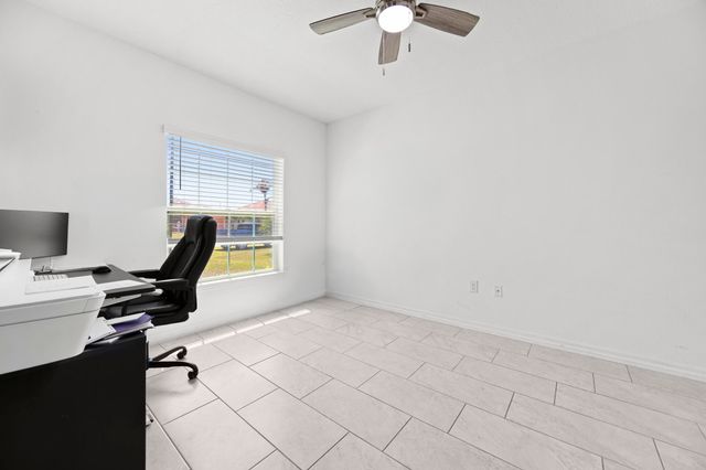 5515 NW Whitecap Road, Port St. Lucie, Port St Lucie, FL 34986