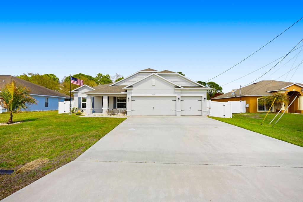 5515 NW Whitecap Road, Port St. Lucie, Port St Lucie, FL 34986