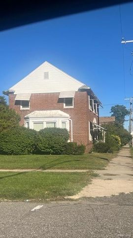 18900 Cherrylawn Street, Detroit, MI 48221