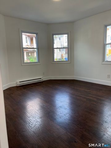 16 Vermont 1ST FLOOR Street 1, Waterbury, CT 06704