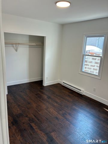 16 Vermont 1ST FLOOR Street 1, Waterbury, CT 06704