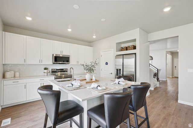7076 N CAIRNS WAY, Eagle Mountain, UT 84005