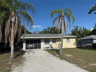 37 PINE STREET, Eustis, FL 32726