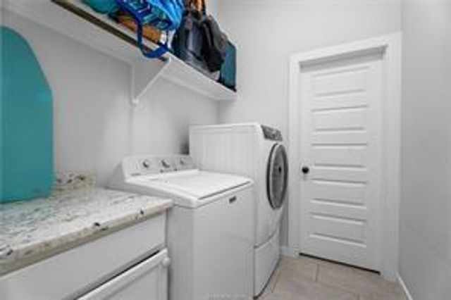 3027 Wolfpack Loop, Bryan, TX 77808