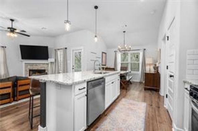 3027 Wolfpack Loop, Bryan, TX 77808
