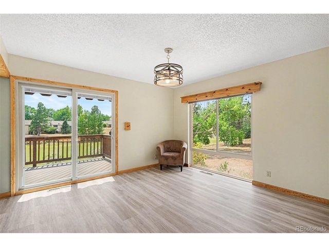4292 W Pondview Dr, Littleton, CO 80123