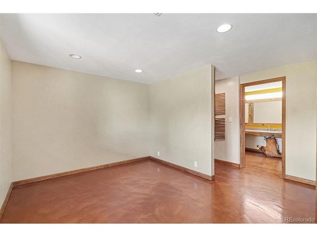 4292 W Pondview Dr, Littleton, CO 80123