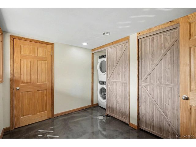 4292 W Pondview Dr, Littleton, CO 80123