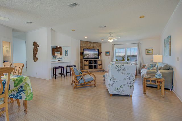 6347 Salado Rd, St Augustine, FL 32080