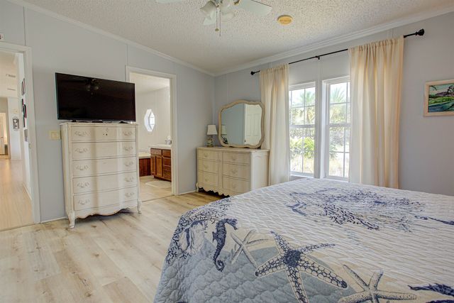 6347 Salado Rd, St Augustine, FL 32080