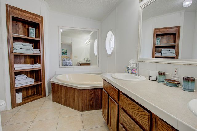 6347 Salado Rd, St Augustine, FL 32080