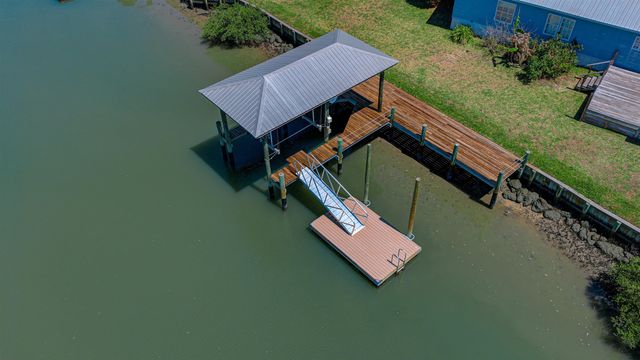 6347 Salado Rd, St Augustine, FL 32080