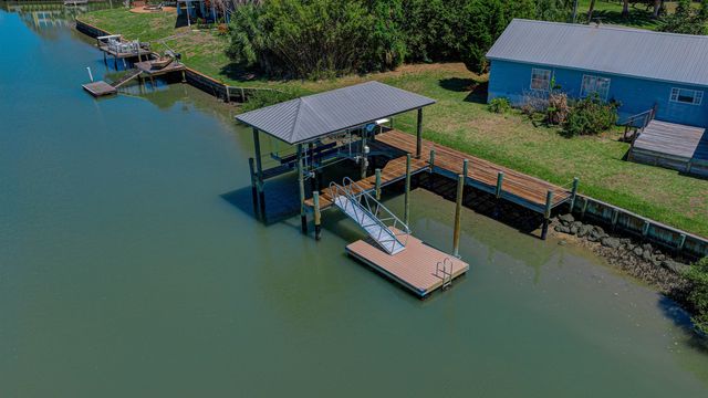 6347 Salado Rd, St Augustine, FL 32080