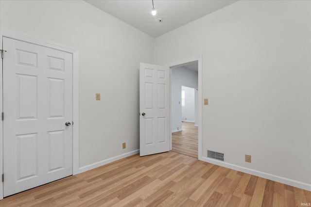 1901 Linden Avenue, South Bend, IN 46628