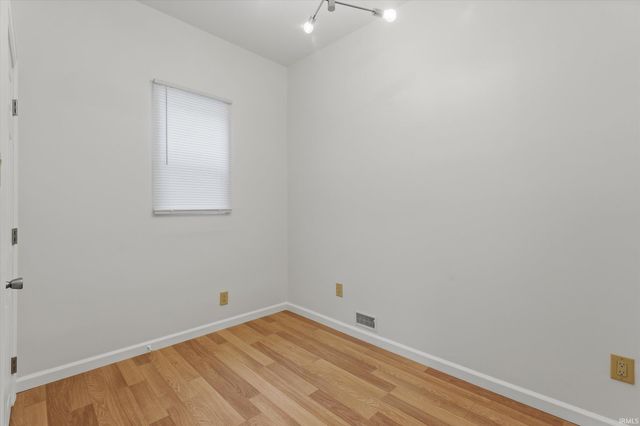 1901 Linden Avenue, South Bend, IN 46628