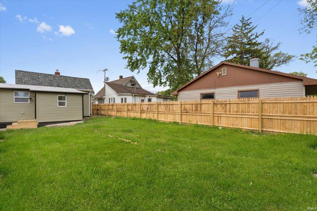 1901 Linden Avenue, South Bend, IN 46628