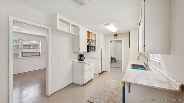 4944 Cornell Drive, Bartlesville, OK 74006