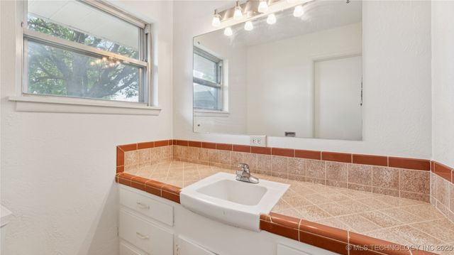 4944 Cornell Drive, Bartlesville, OK 74006