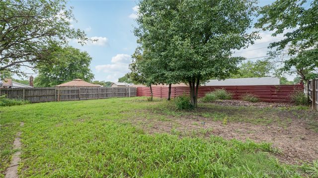 4944 Cornell Drive, Bartlesville, OK 74006