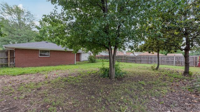 4944 Cornell Drive, Bartlesville, OK 74006